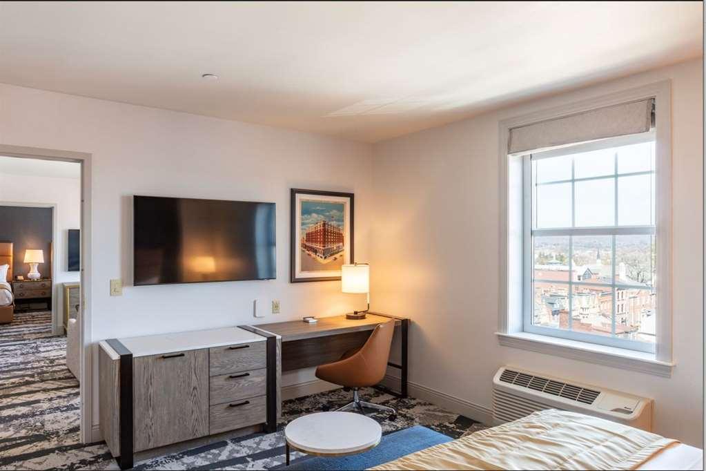 The Yorktowne Hotel, Tapestry Collection By Hilton Chambre photo